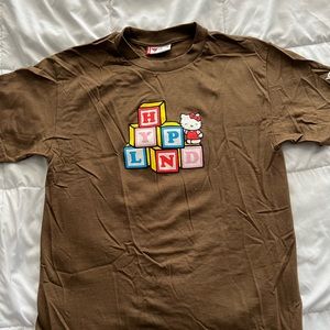 Hypland x hello kitty collab brown T-shirt unisex